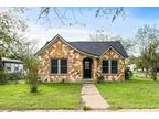 419 N Doak ST Taylor TX 76574