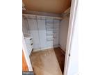 Southgate Sq, Reston, Home For Rent