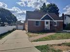Cedar Dr Unit St, Farmingdale, Home For Rent
