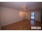 Parkwild Dr, Bettendorf, Home For Rent