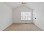 Compton Ln, Franklin, Condo For Rent