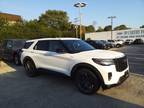 2025 Ford Explorer ST LINE