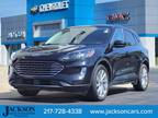 2022 Ford Escape Hybrid Titanium