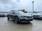 2020 Volkswagen Passat R-Line