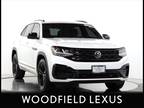 2023 Volkswagen Atlas Cross Sport V6 SEL R-Line Black 4Motion