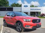 2021 Volvo XC40 T5 R-Design