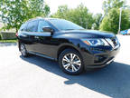2020 Nissan Pathfinder S