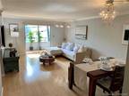 Lincoln road living! bright andamp; open 1/1 features wood floor