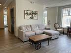 Main St Apt D, Port Washington, Flat For Rent