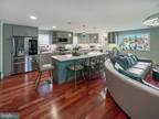 Th St N, Arlington, Home For Rent
