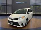 2020 Toyota Sienna LE