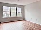 Carlisle Ct, Old Bridge, Condo For Rent