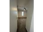 N Dupont Ave Apt B, Madison, Flat For Rent