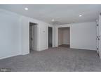 W State St Apt B, Doylestown, Flat For Rent