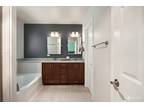 Nd Ave Se, Bellevue, Home For Rent