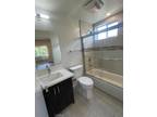 Woodley Ave Apt,lake Balboa, Flat For Rent