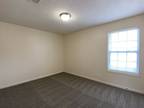 Raleigh Dr Apt B, Clarksville, Condo For Rent