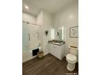 Searing Unit Phn Ave Ph,mineola, Flat For Rent