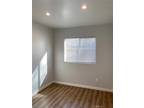 S Del Valle St Unit,woodland Hills, Flat For Rent