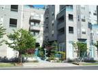Lee Plaza Apartments - 2 bedrooms