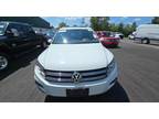2016 Volkswagen Tiguan White, 80K miles