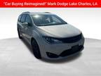 2020 Chrysler Pacifica White, 71K miles