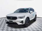 2025 Volvo XC40 B5 Core