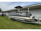 2023 Angler QWEST 8522 FISH & CRUISE