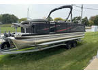 2023 Angler QWEST 8524 FAMILY FISH