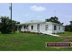 146 S Red Bud TRL Elgin TX 78621