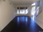 Elarz Dr, Troy, Condo For Rent