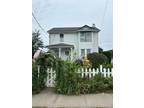 Benjamin St, Glen Head, Home For Rent