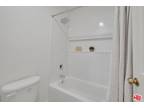Burbank Blvd Apt,encino, Condo For Rent