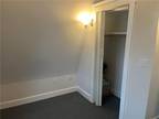 Kay St Apt E, Newport, Flat For Rent