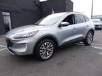 2022 Ford Escape Hybrid Titanium