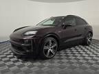 2024 Porsche Macan Turbo