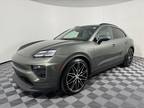 2024 Porsche Macan 4