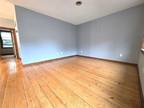 Turnpike St Apt,easton, Flat For Rent