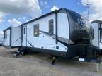 2025 Forest River Rockwood Signature Ultra Lite 8332SB