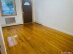 Rd Ave, Bayside, Flat For Rent