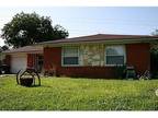 438 W Phillips Court Grand Prairie Texas 75051
