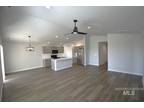 W Redwood Creek Dr, Meridian, Home For Rent
