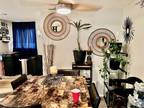 Springlake Ln Apt D, Aurora, Condo For Rent