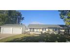 Th St, East Moline, Home For Rent
