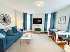 Beacon St Apt,brookline, Flat For Rent