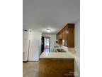 Th Ave Ne, Hickory, Flat For Rent