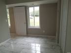Redwood Ct, Coram, Flat For Rent