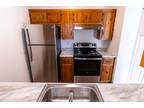 Franklin Landings - One Bedroom Traditional Style