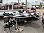 2023 Phoenix 818 Pro