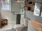 E Pine St, Long Beach, Flat For Rent